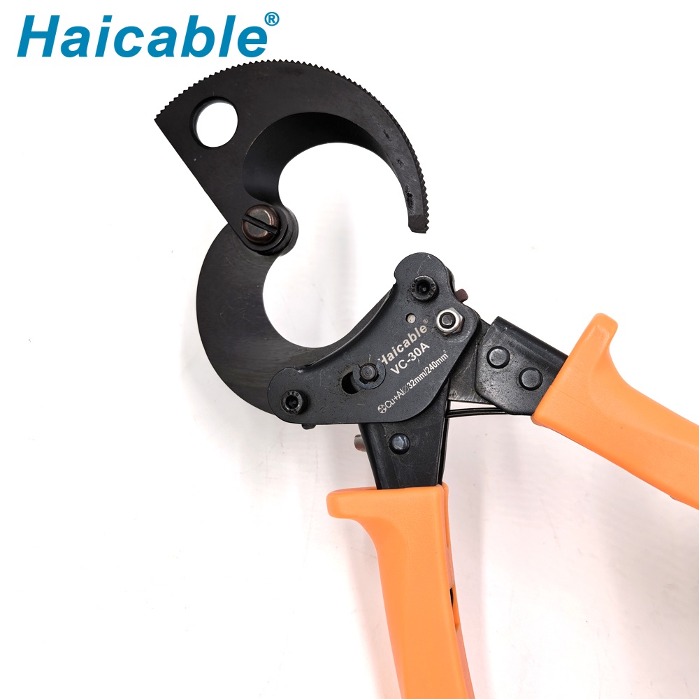 Coupe-câble Cu/Al Max Ø32 mm VC-30A