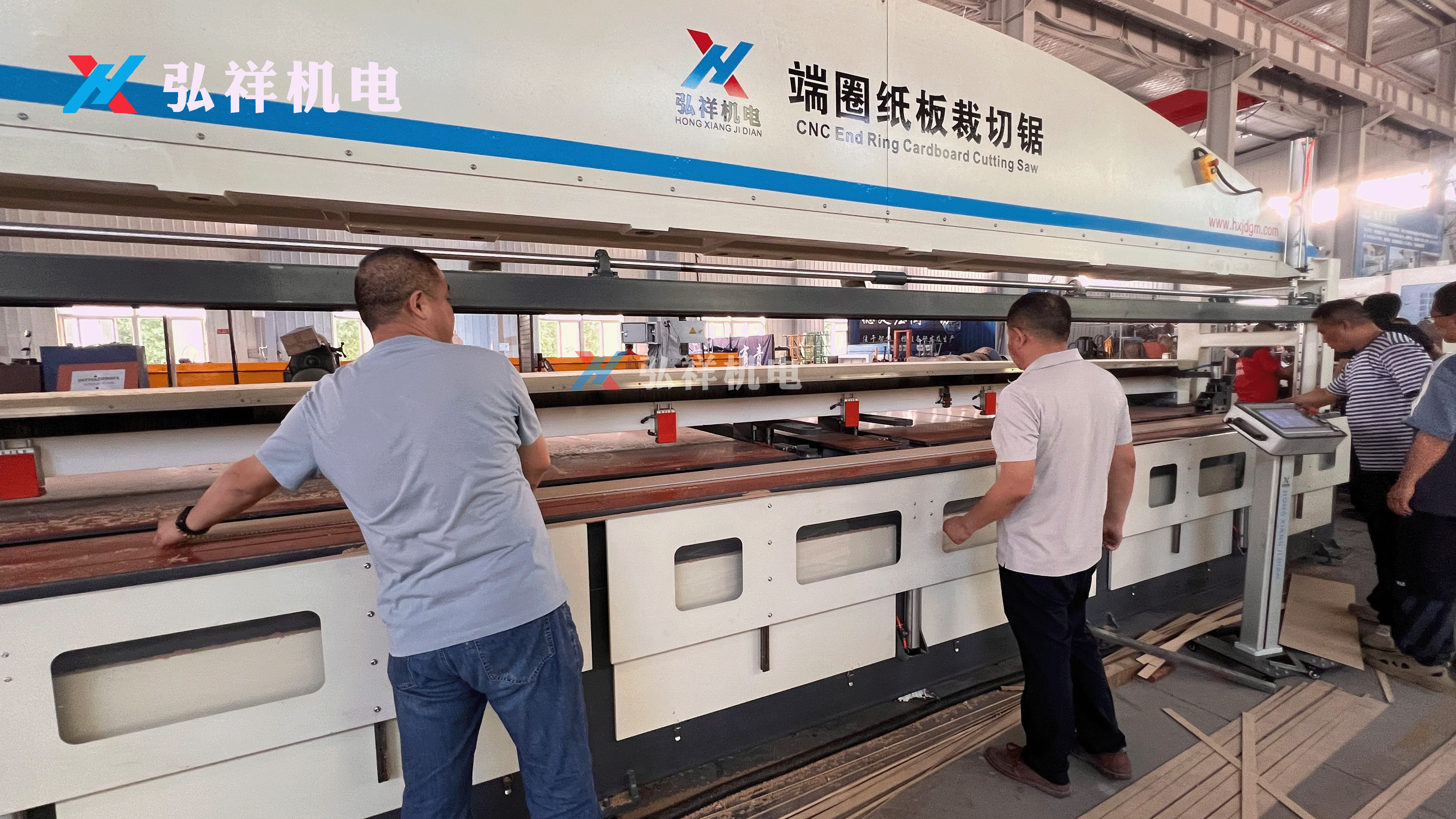 Hersteller von Verarbeitungsgeräten für Transformator-Isolationskarton in China: Welche Modelle umfassen eine Echtzeit-Überwachung der Matrizen-Temperatur?