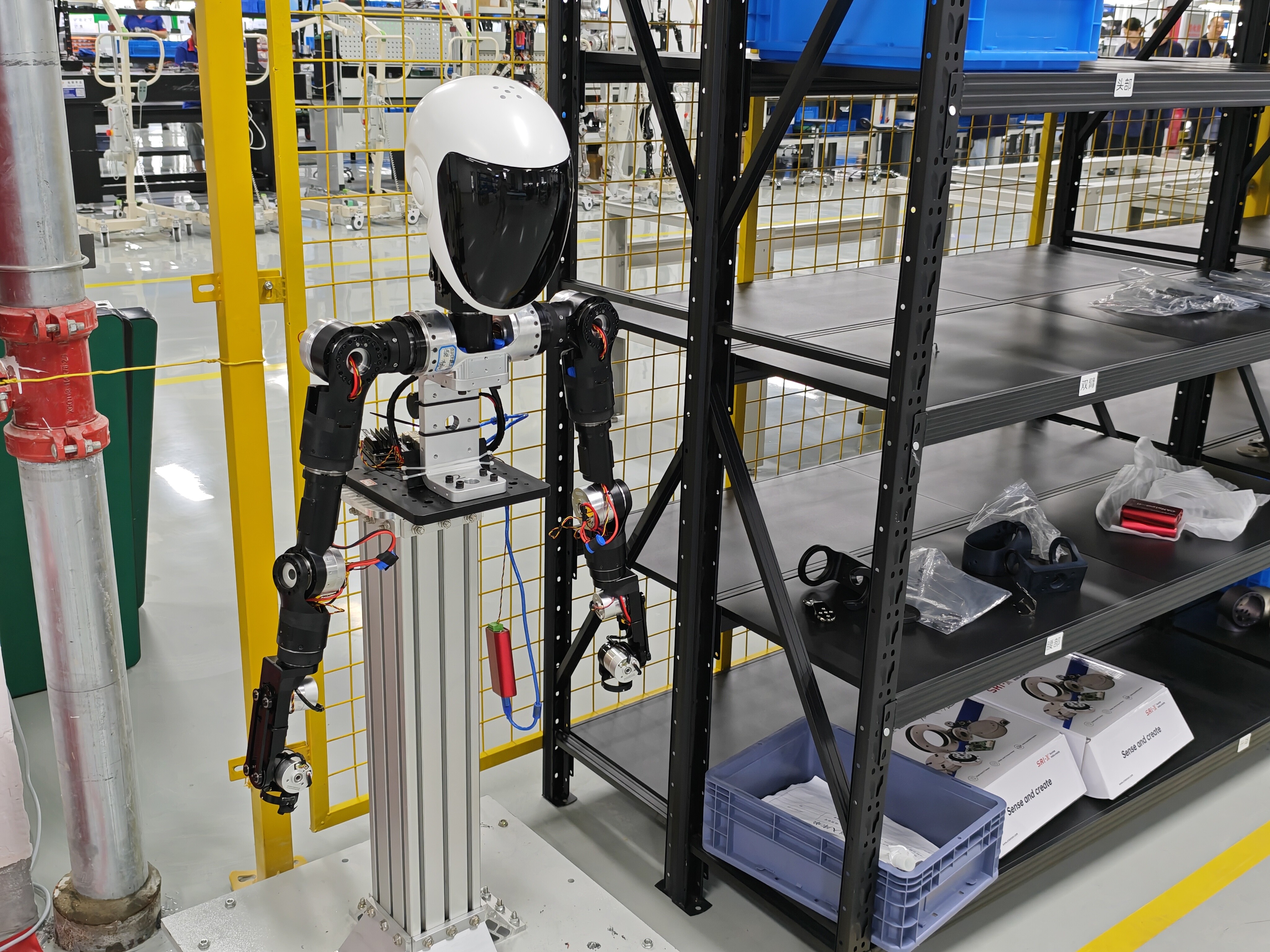 Cou de robot humanoïde