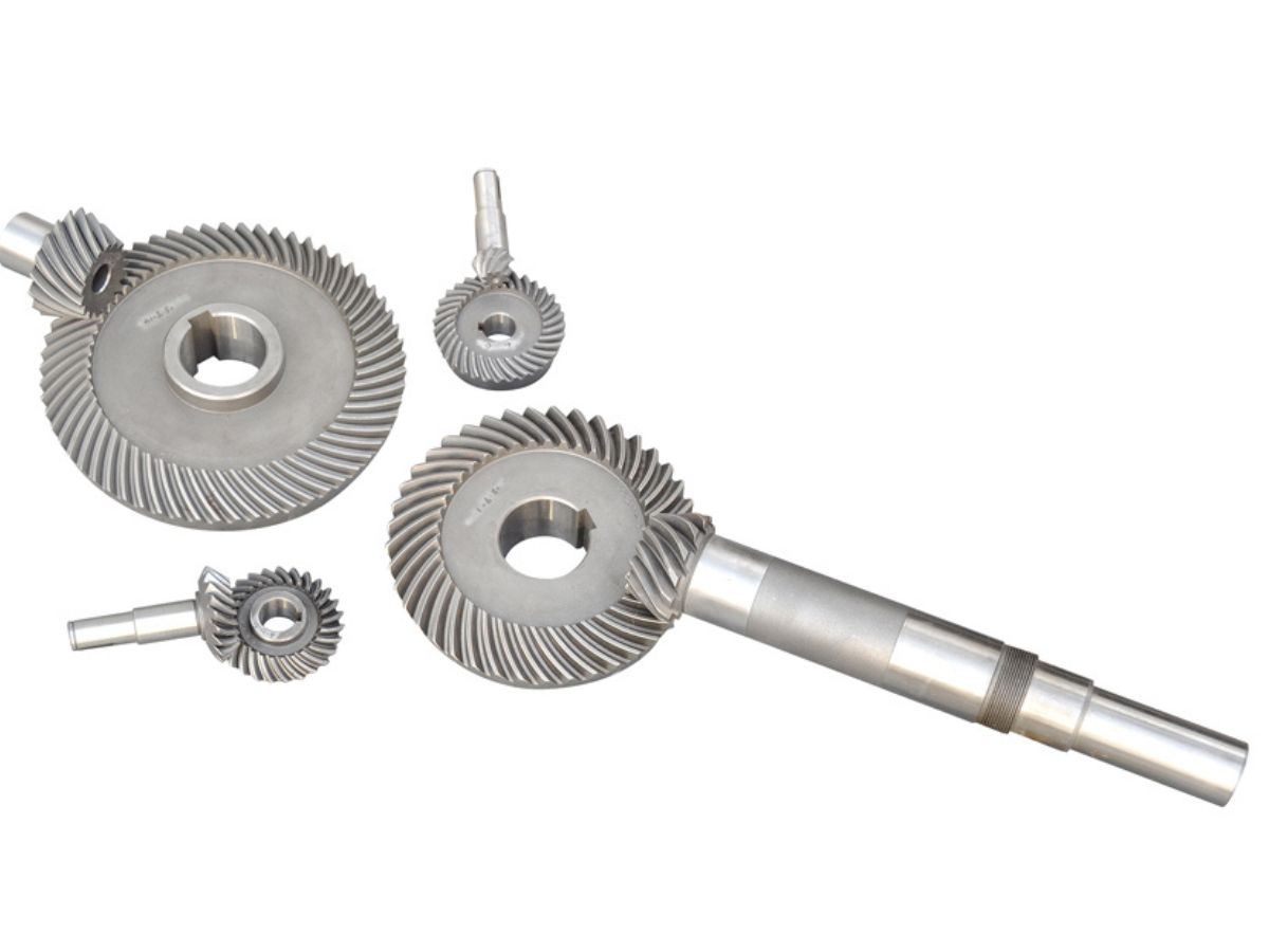 Fabrication sur mesure d'engrenages de haute précision pour robots CNC et machines