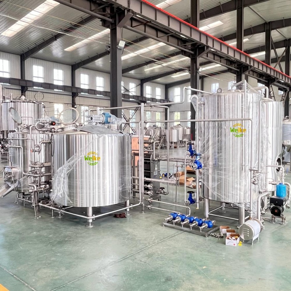 three vessels beer brewery equipment