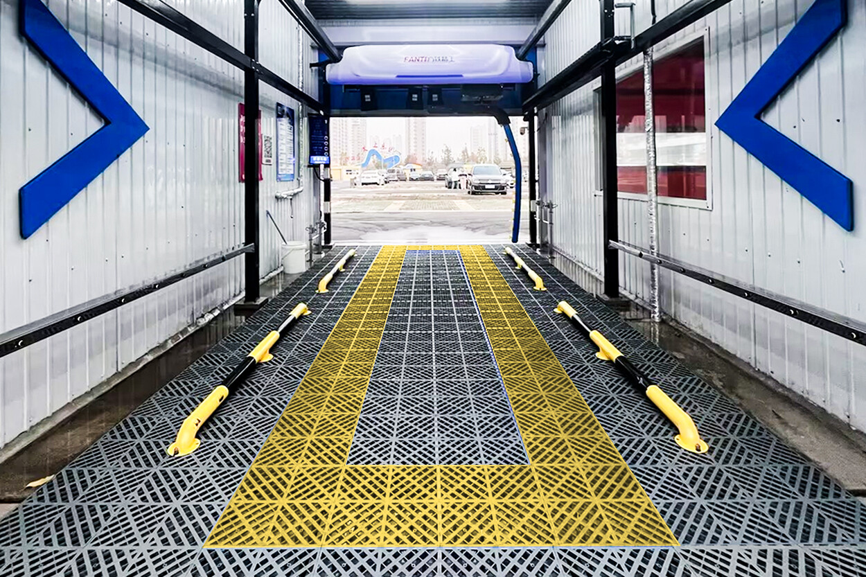 Solution personnalisée de lavage de voitures avec des machines de lavage sans contact pour les clients internationaux