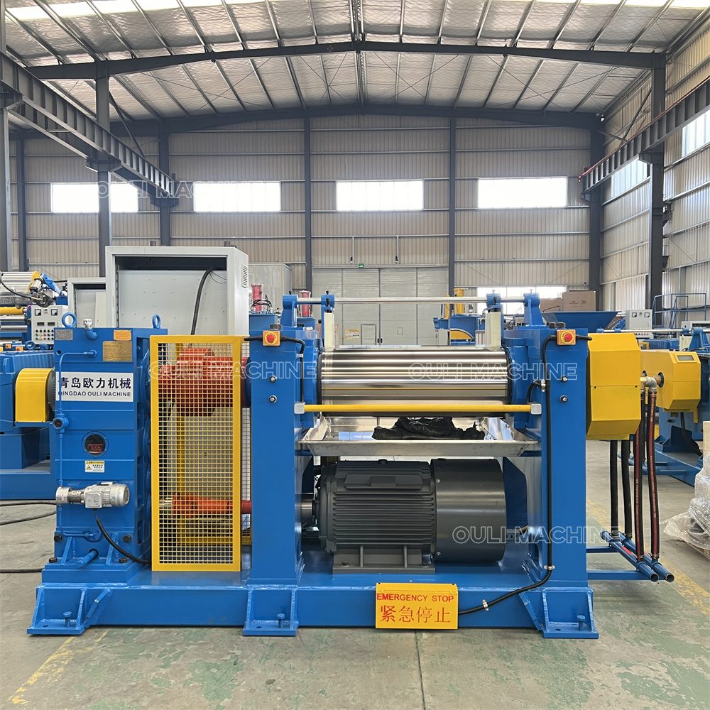 Mélangeur de caoutchouc à conception compacte