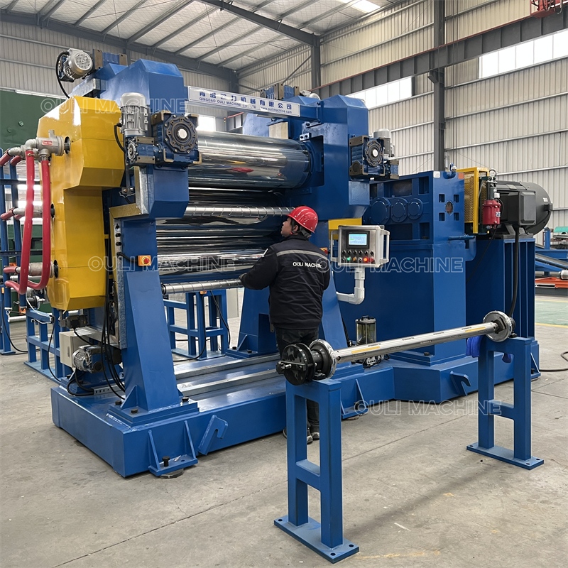 Calandre à quatre rouleaux en caoutchouc