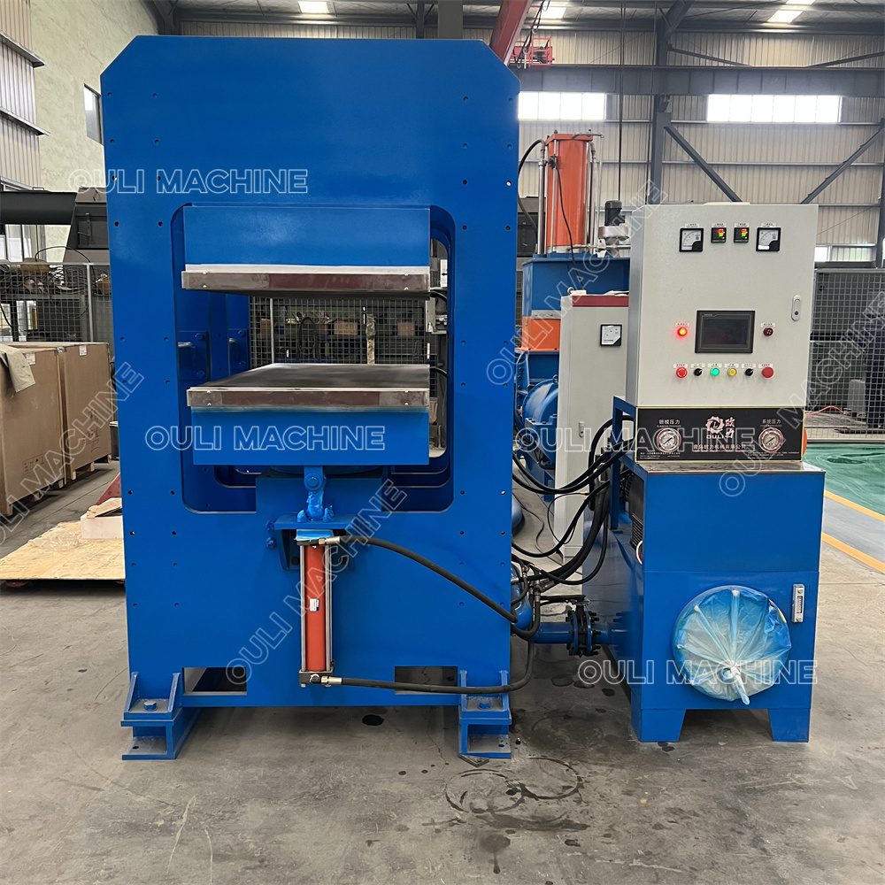 Presse de vulcanisation à structure de cadre