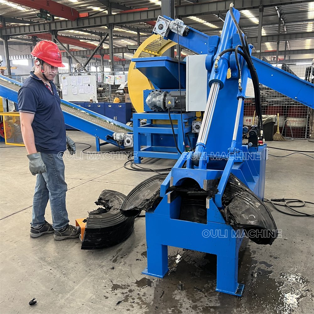 Machine à découper les pneus