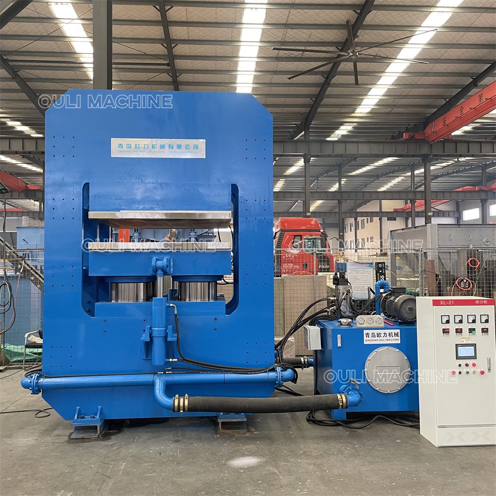 Prensa de vulcanização com estrutura de quadro