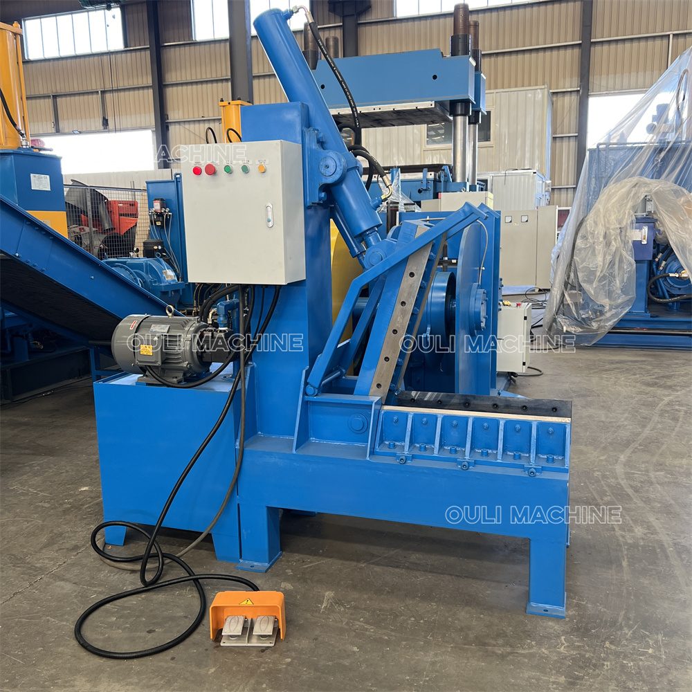 Máquina de Corte de Pneus