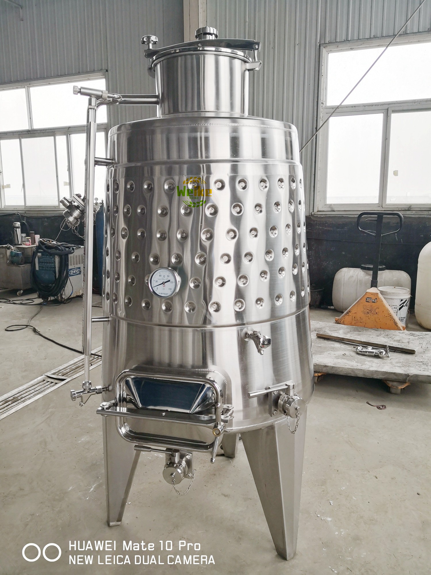 Fermentatore per vino conico da 1500L