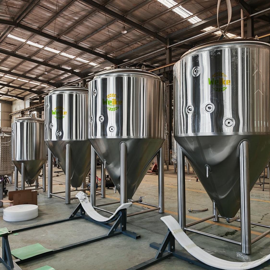 serbatoi di fermentazione della birra a doppia parete con camicia