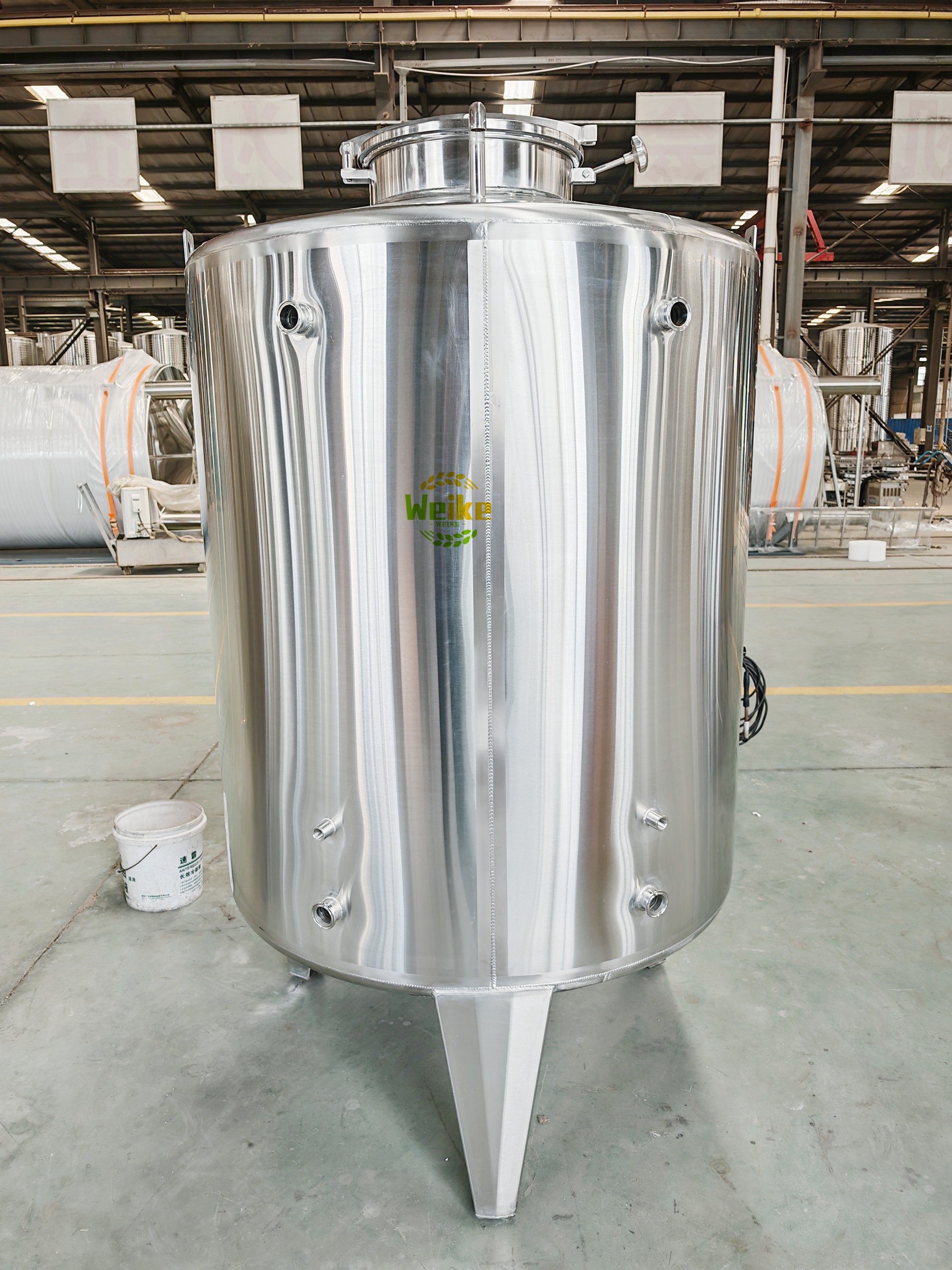 roestvrijstalen wijnopslagtanks